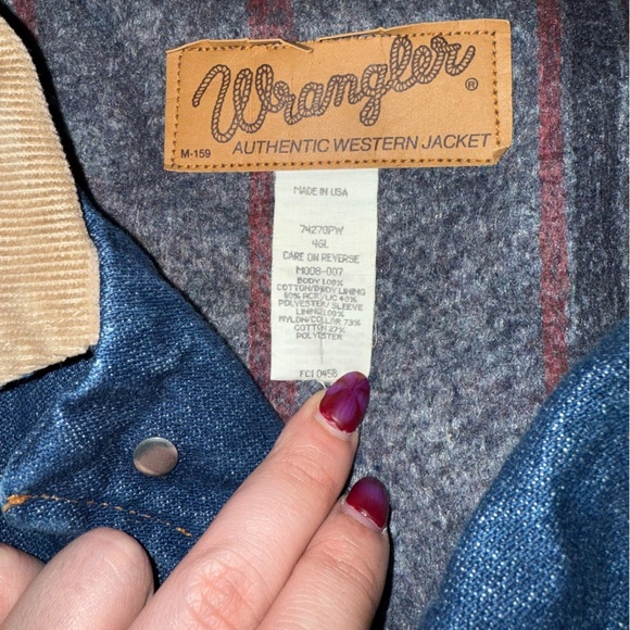 Vintage Wrangler Denim Jacket - Picture 4 of 5